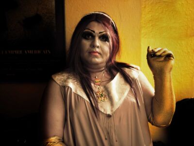 Exploración entre la persona y el persona de los Drag Queen en Quito, Ecuador.
Documental fotográfico desarrollado del 2009 al 2016 por Gato Villegas S